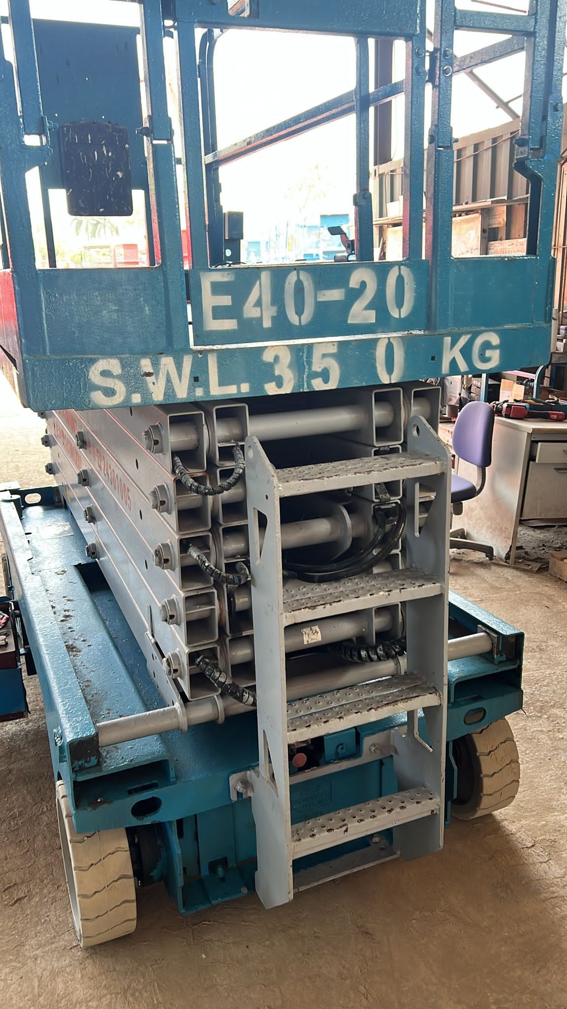 Sold - Scissor Lift